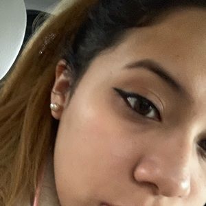 Meet your Posher, Ivone